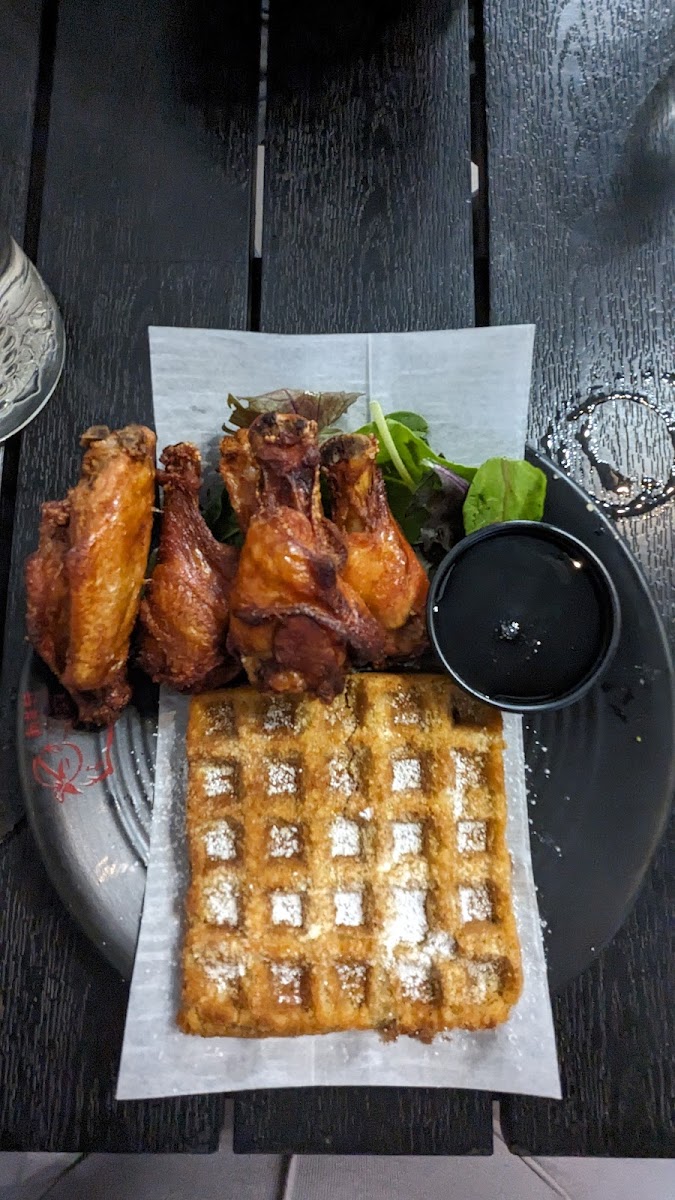 ZAZ Restaurant & Catering Photo 9