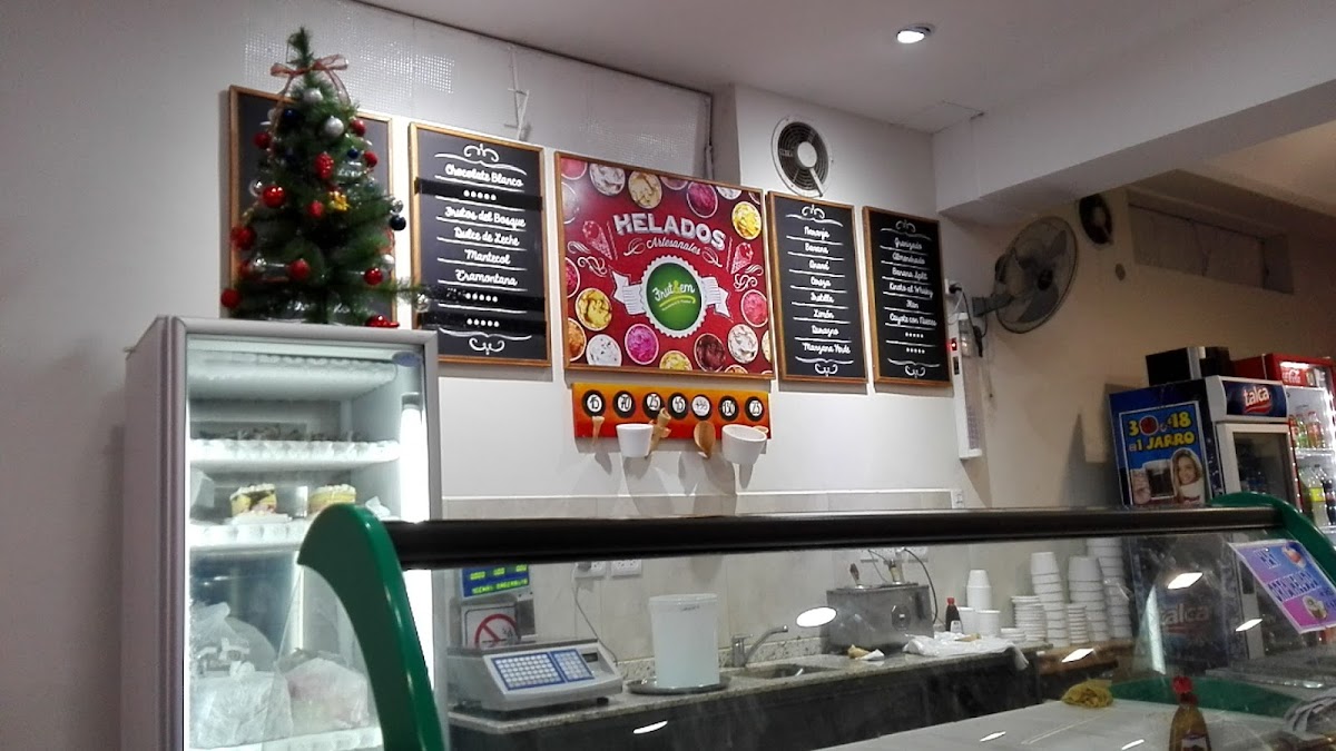 Frutillita helados/ cafe/ panaderia Photo 4