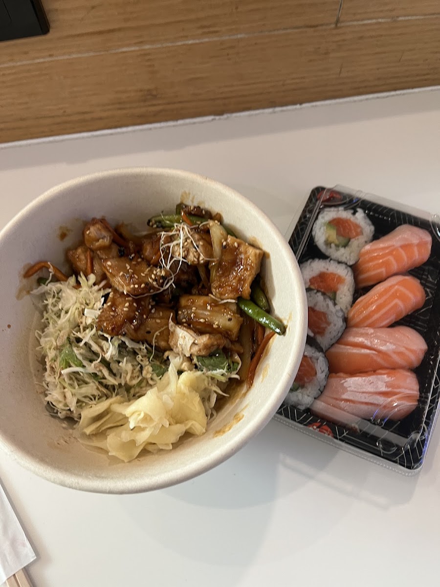 Hikari Japanese Ramen & Donburi Photo 10
