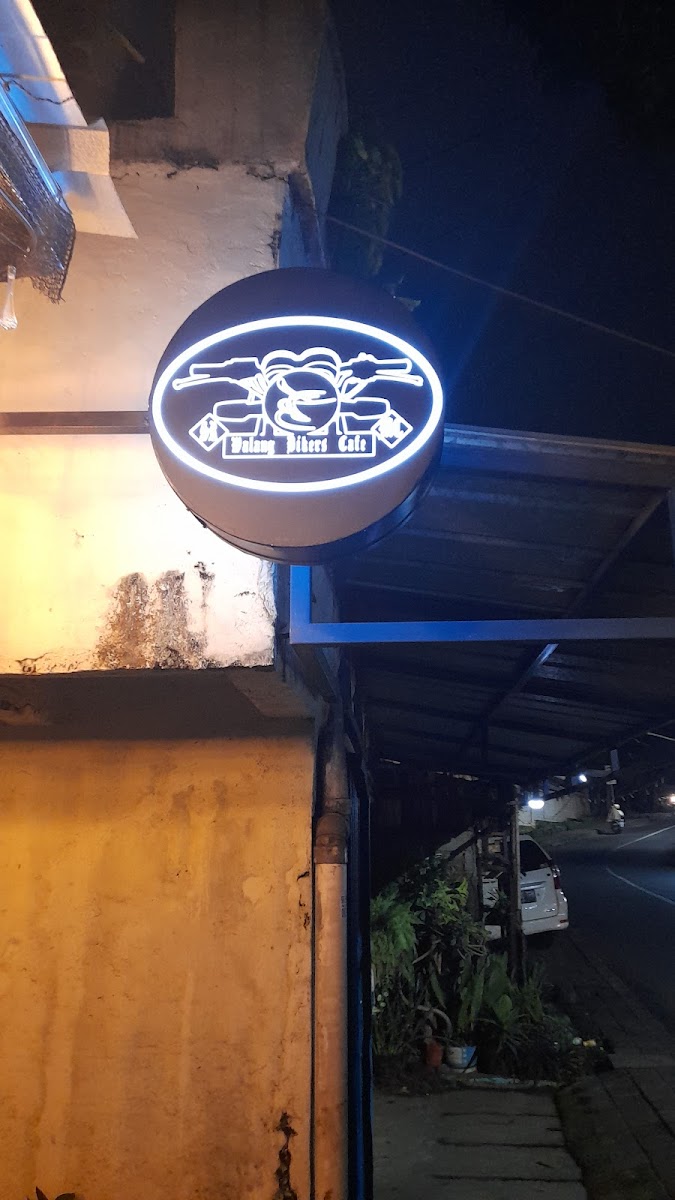 WALANG BIKERS CAFÈ