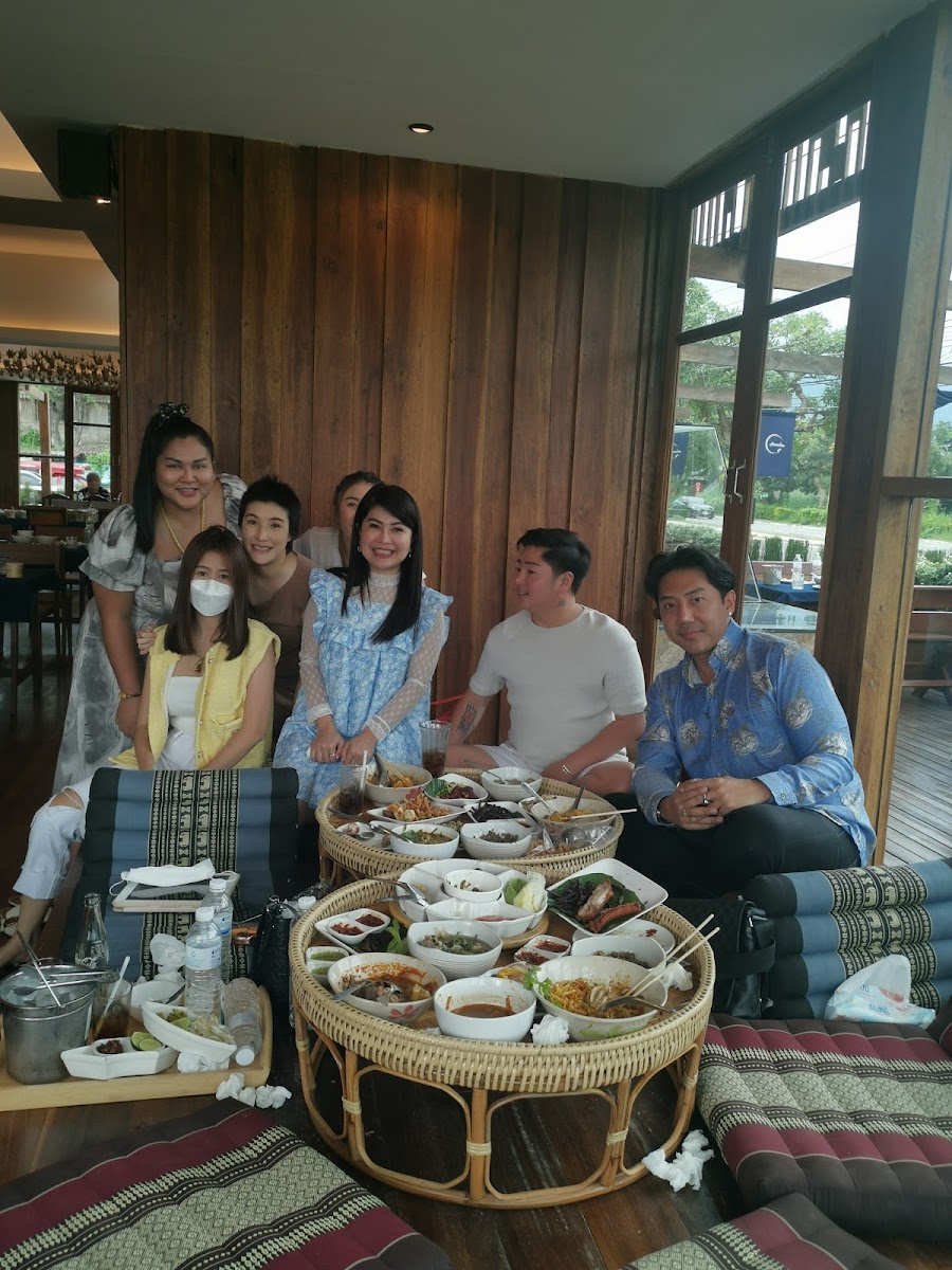 Huen Phen Restaurant 2