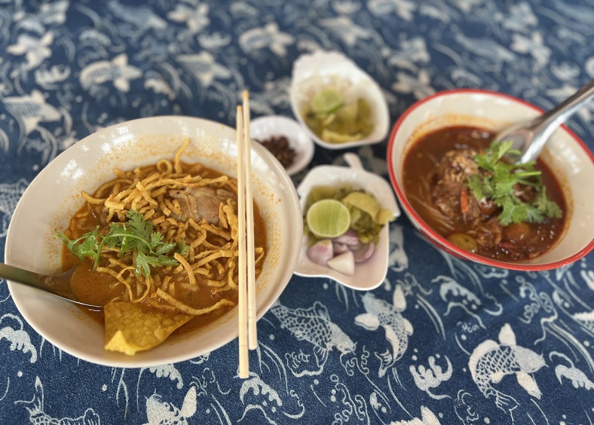 Huen Phen Restaurant 2 Photo 5