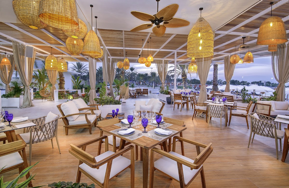 West Bay Lounge Abu Dhabi Corniche