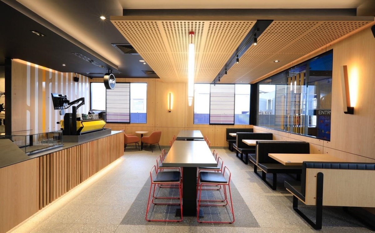 McDonald's Unanderra Photo 5