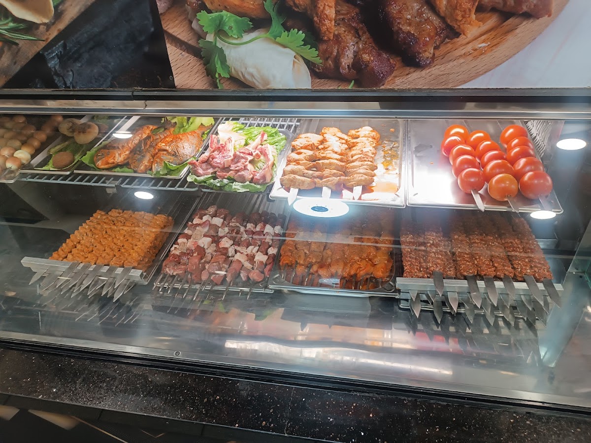Hot Meals Restaurant Photo 4