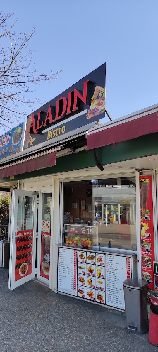 Pizzeria Yasmin & Aladin Bistro