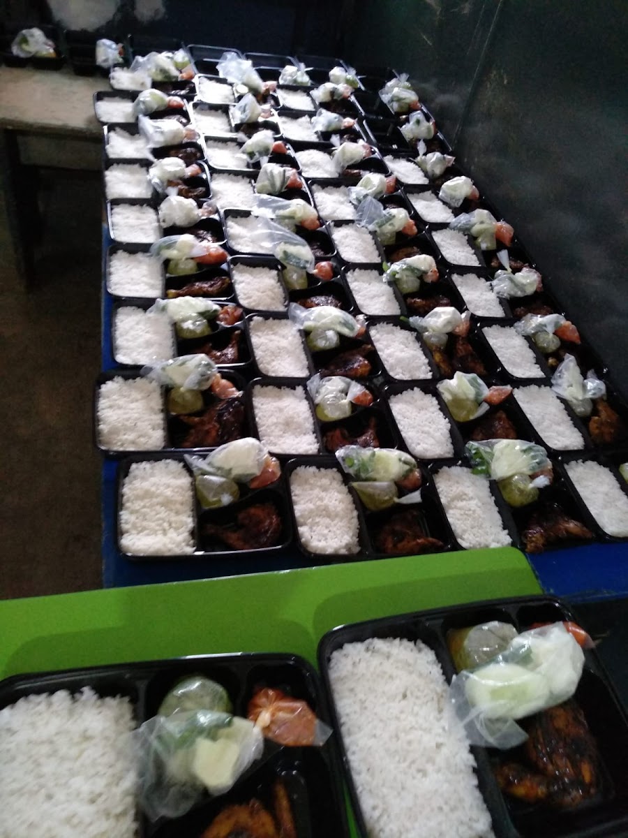 Waroeng Ayam Bakar Sumber Baru Photo 8