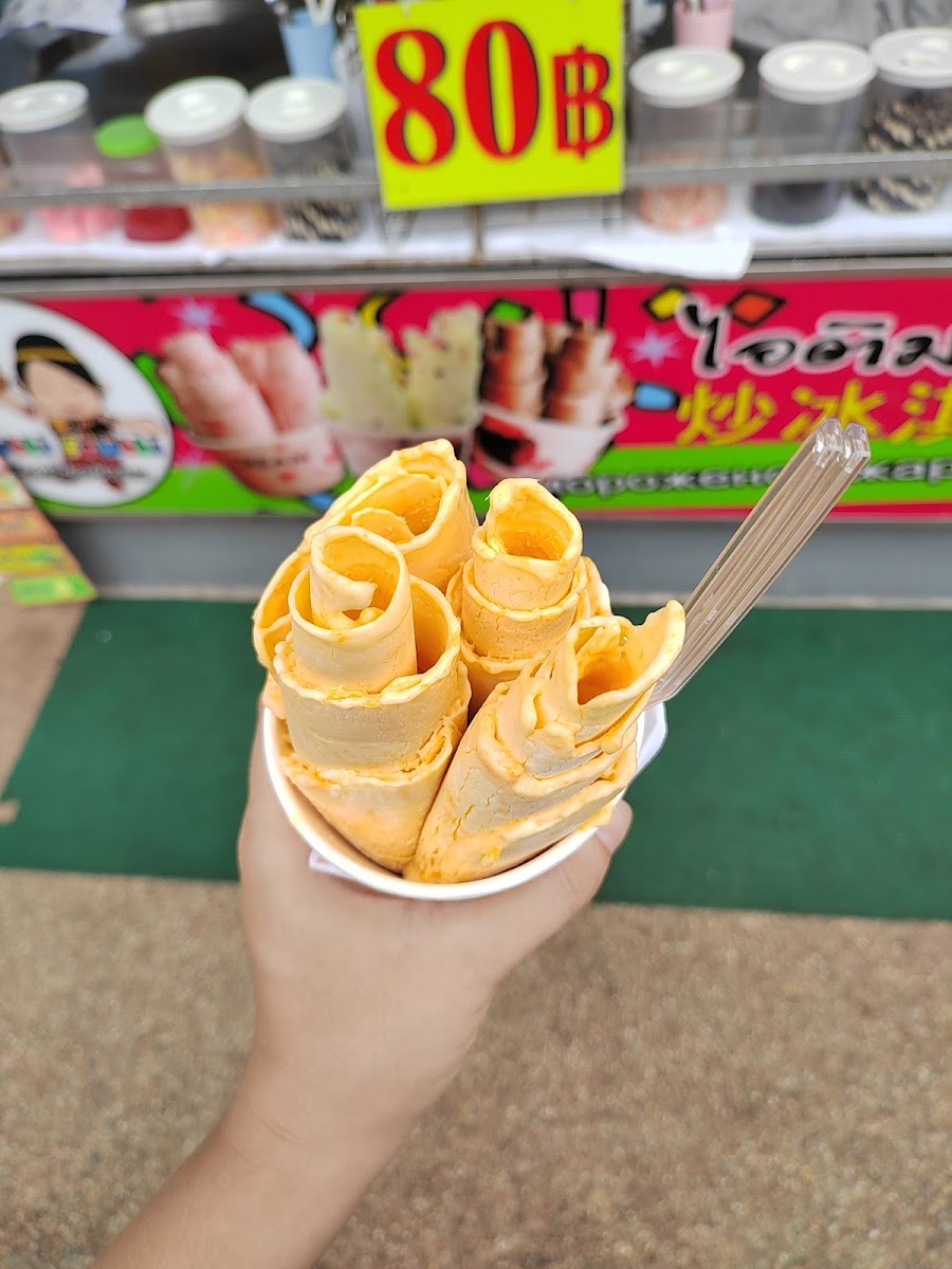 Fried/rolled ice cream Photo 10