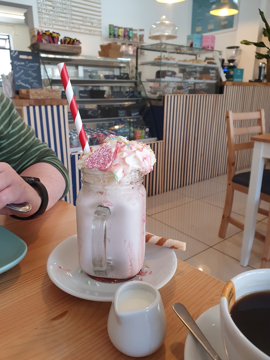 Treacle's Cafe and Sandwich Bar Photo 4