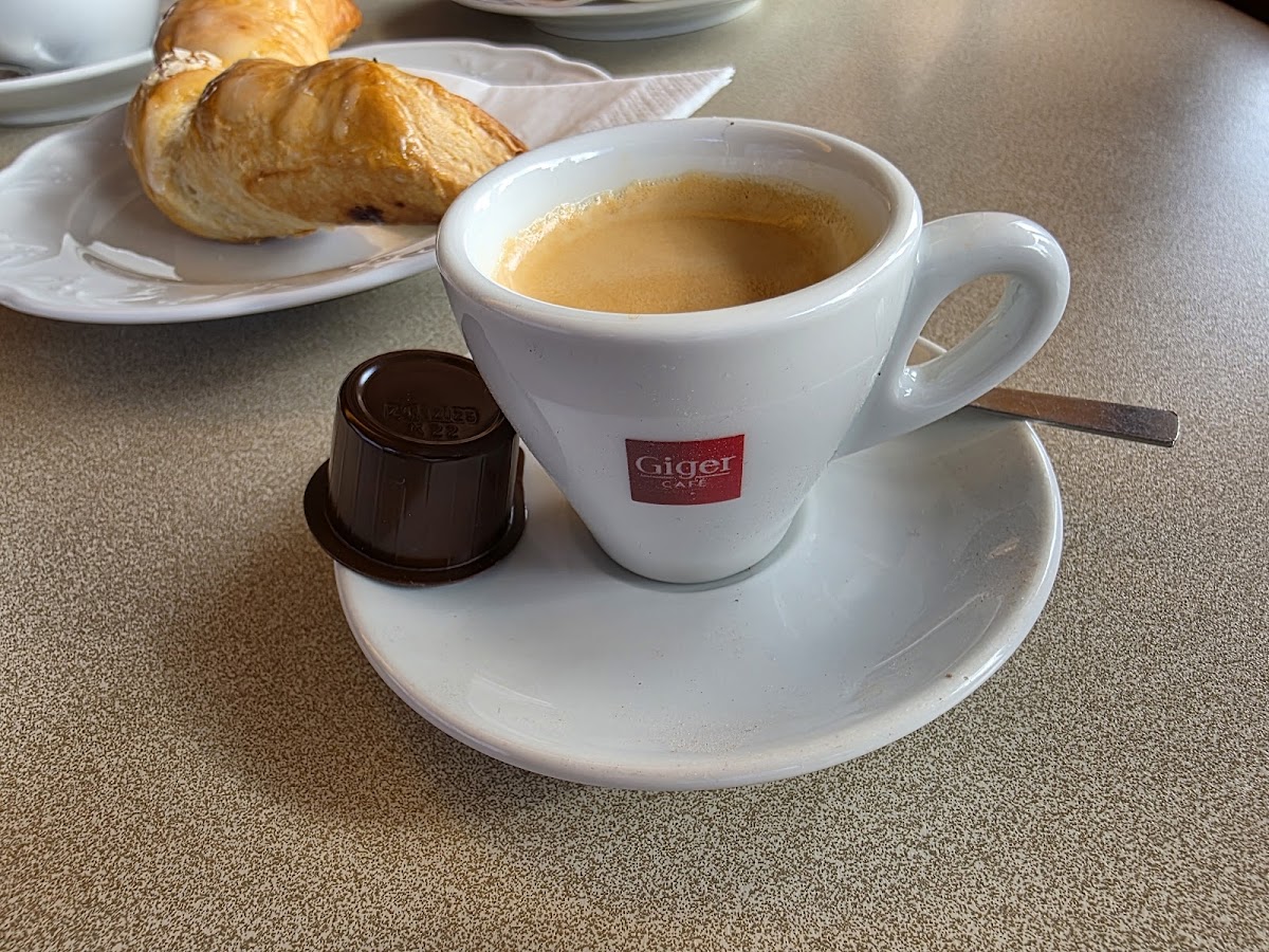 Bäckerei Tea-Room Bel-Air Photo 3