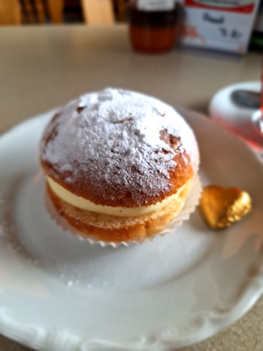 Bäckerei Tea-Room Bel-Air Photo 6