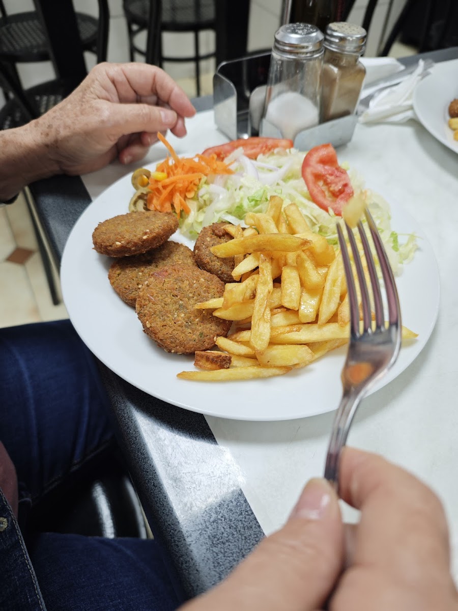 TURK KEBABISH CUINA MIXTA Photo 5