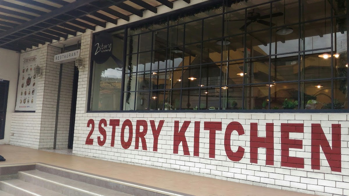 2 STORY KITCHEN