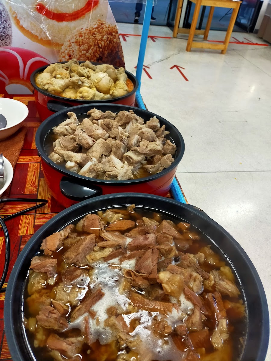 ร้านซอยเส้น สามัคคี ( Khao Soy Samakkee) Photo 3
