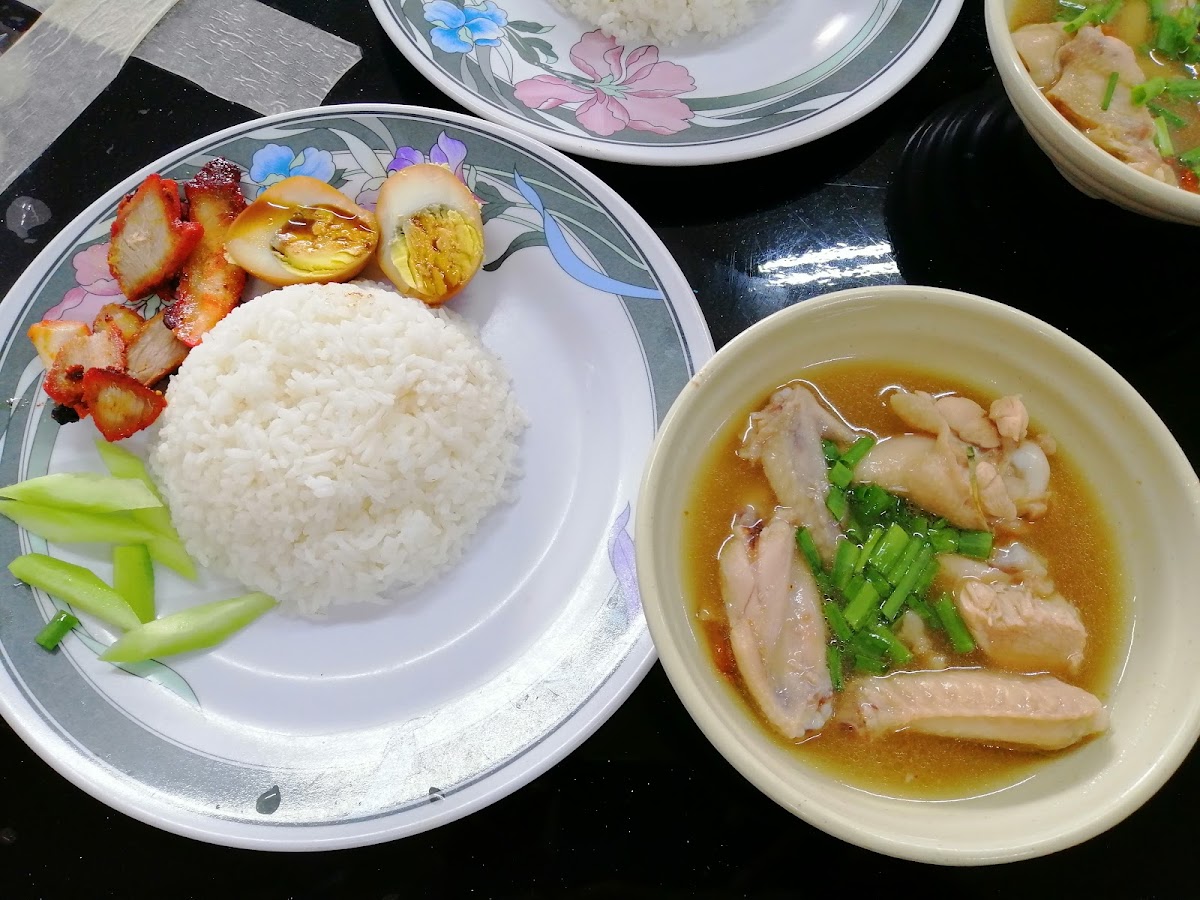 Aunty Kim Noodles & Beehon Soup Photo 7