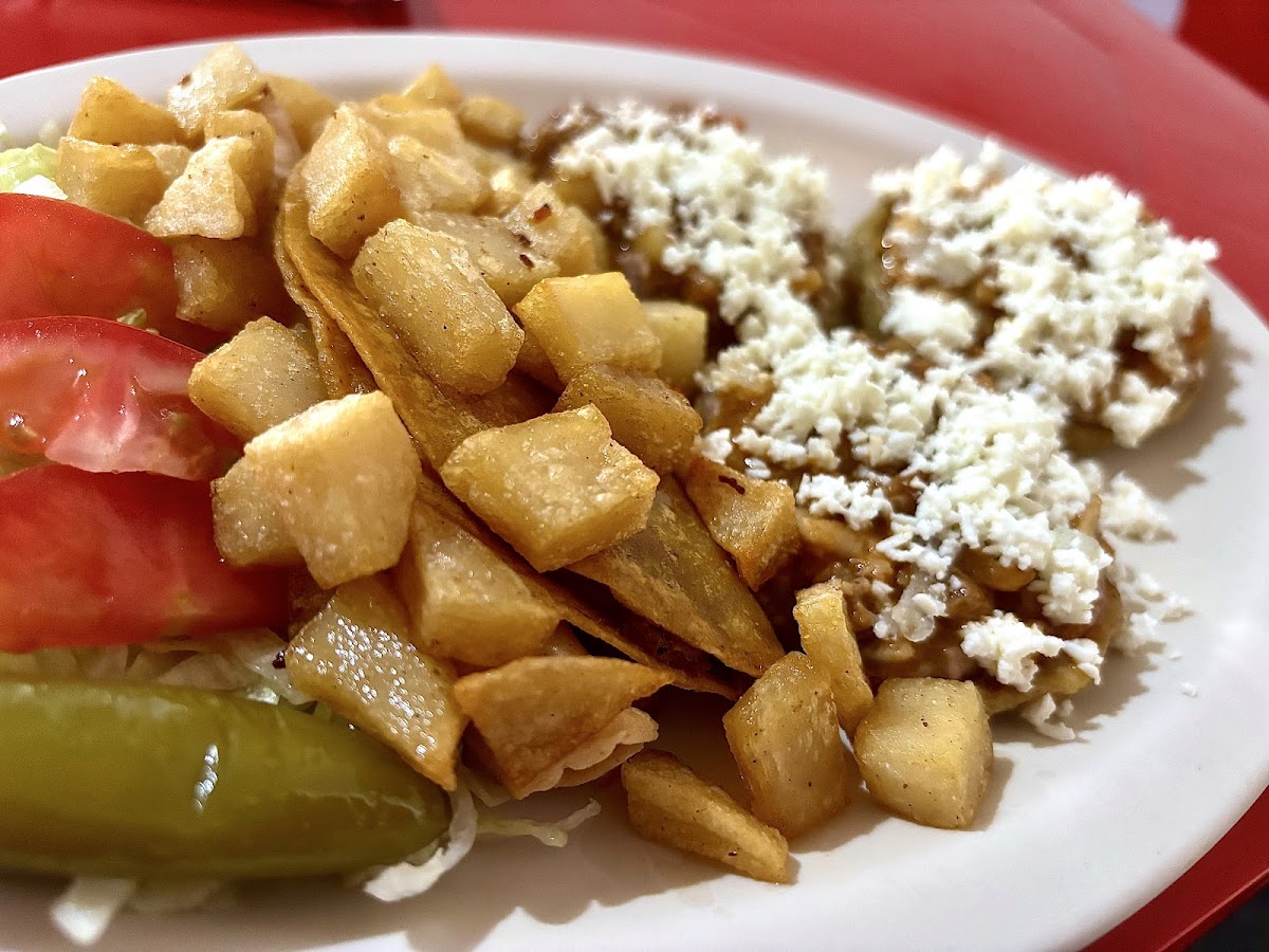 Enchiladas Linda Vista Photo 5