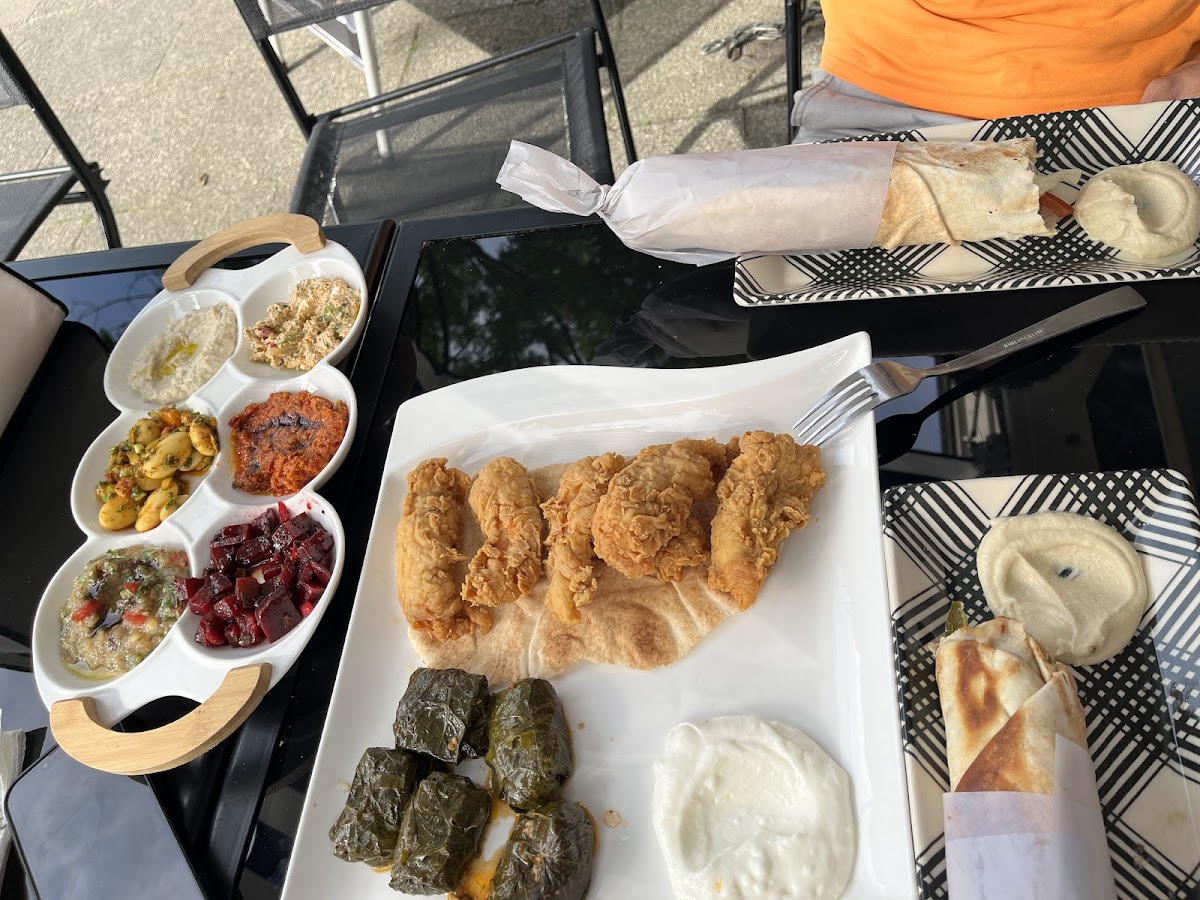 Falafel Queen Photo 5