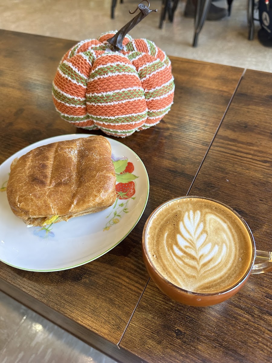 The Coffee Shop Photo 8