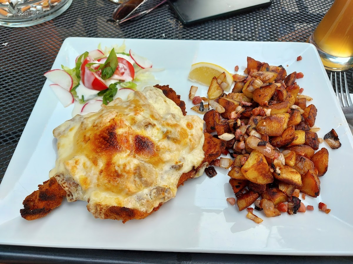 Blattlaus Adlershof Garten Restaurant Photo 10