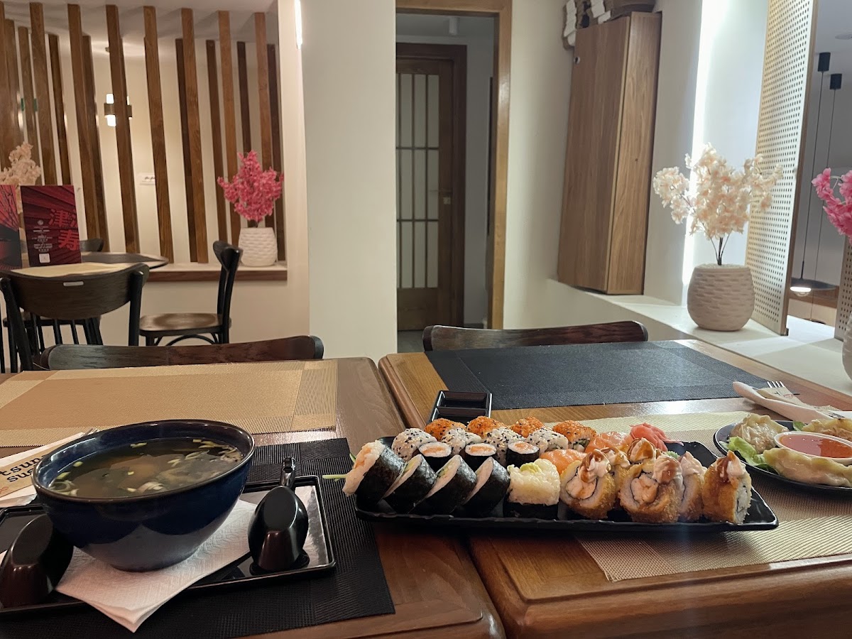 Tsunami Sushi l’Aouina Photo 3