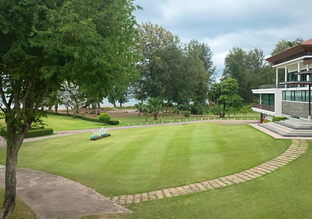 Seapine Club House Photo 3