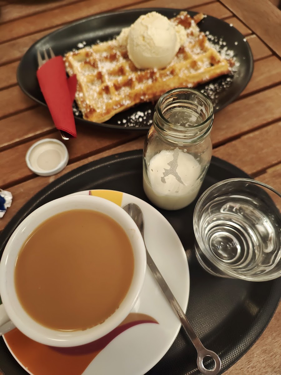 Downtown Kanzlei Café Photo 10