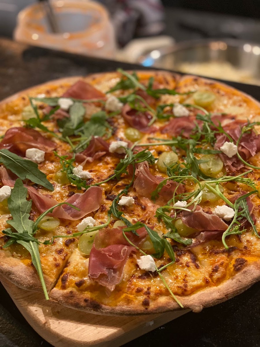 3 leñas pizzeria bosque sereno