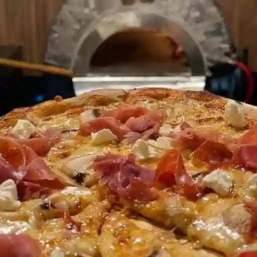 3 leñas pizzeria bosque sereno Photo 3
