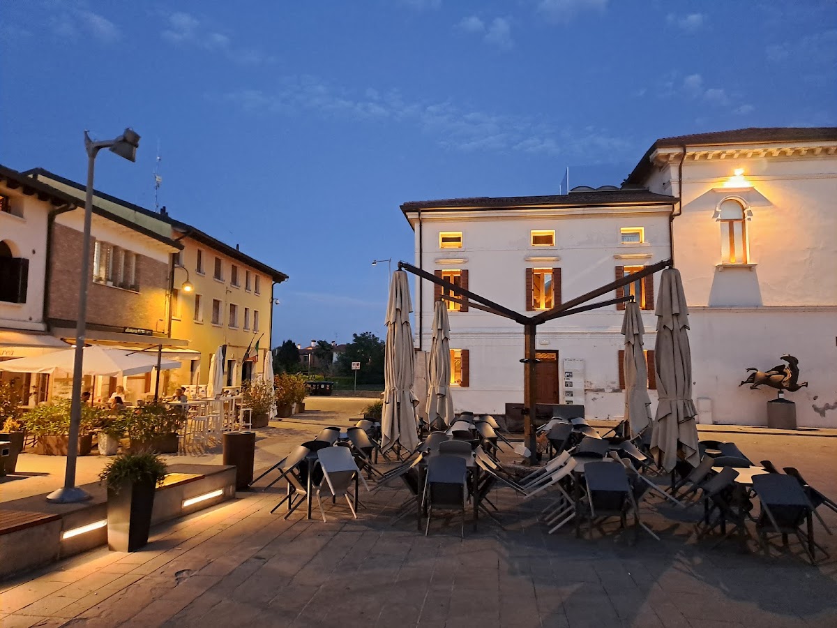 Altamarea Bistrot Enoteca Photo 3