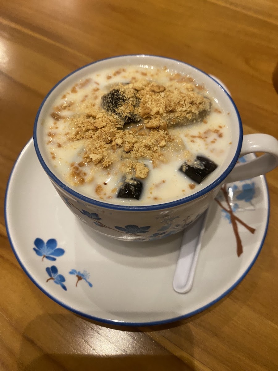 Maville Restaurant Photo 10