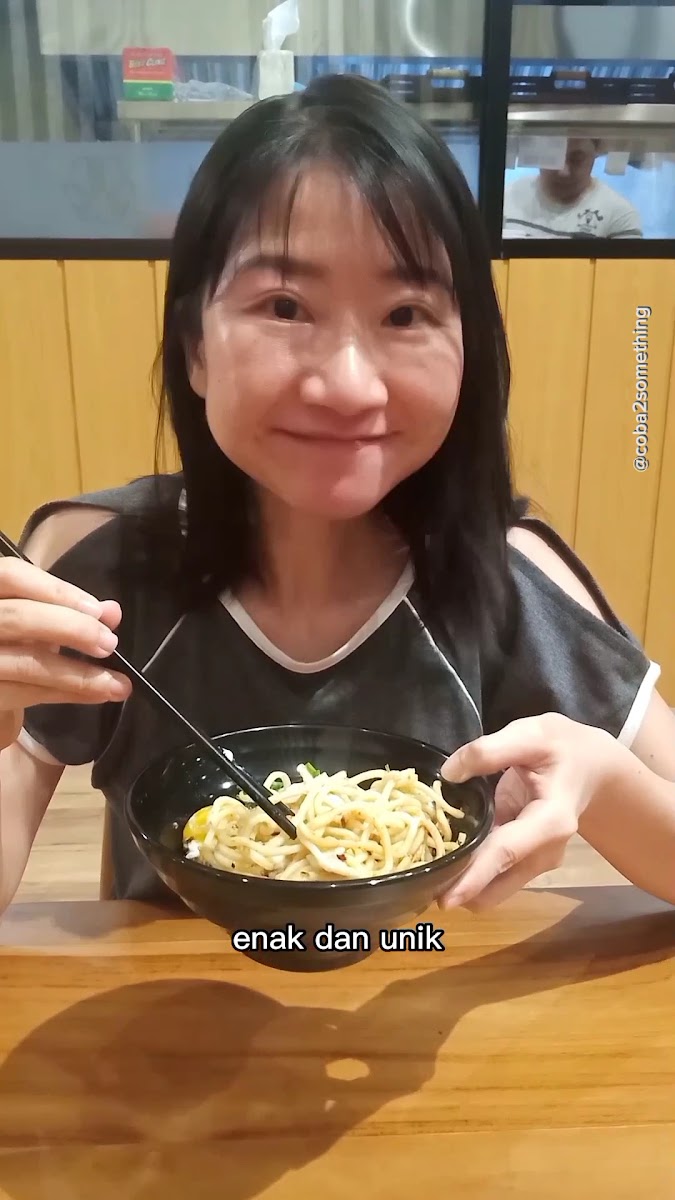 Maville Restaurant Photo 2