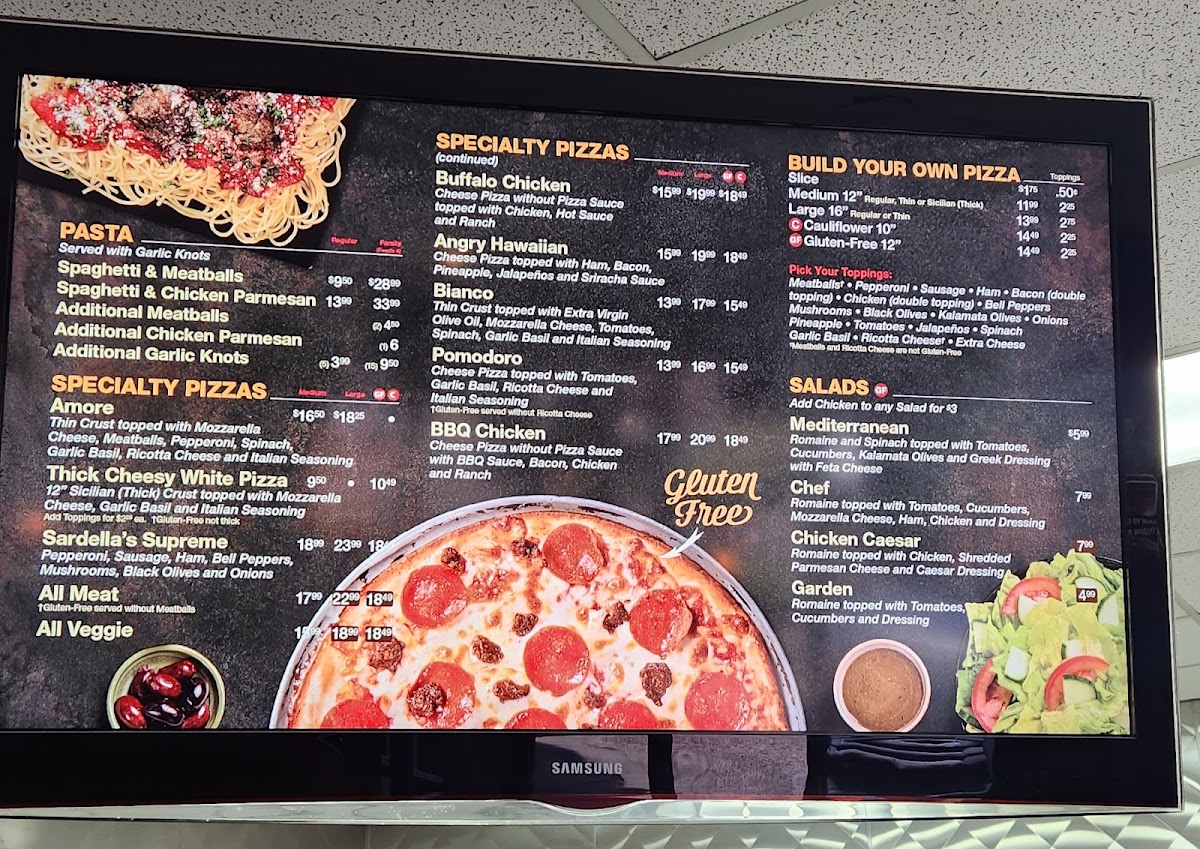 Rihanas Pizza & Wings Photo Menu 5