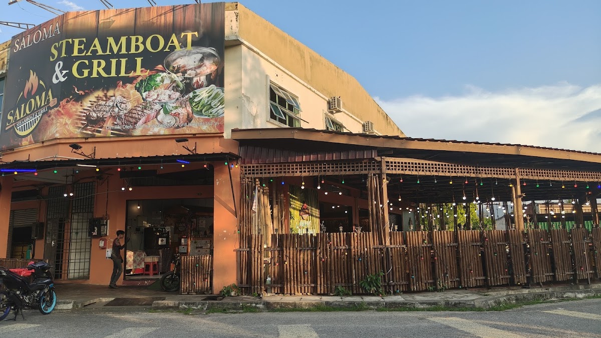 Saloma Steamboat & Grill Tambun Photo 4