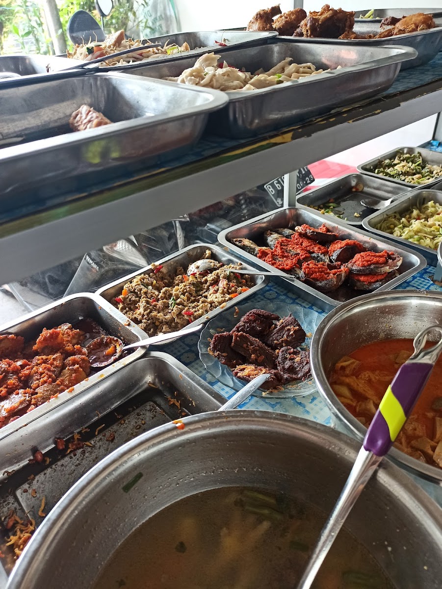 Warung Nasi Uduk Ibu Syam Photo 4