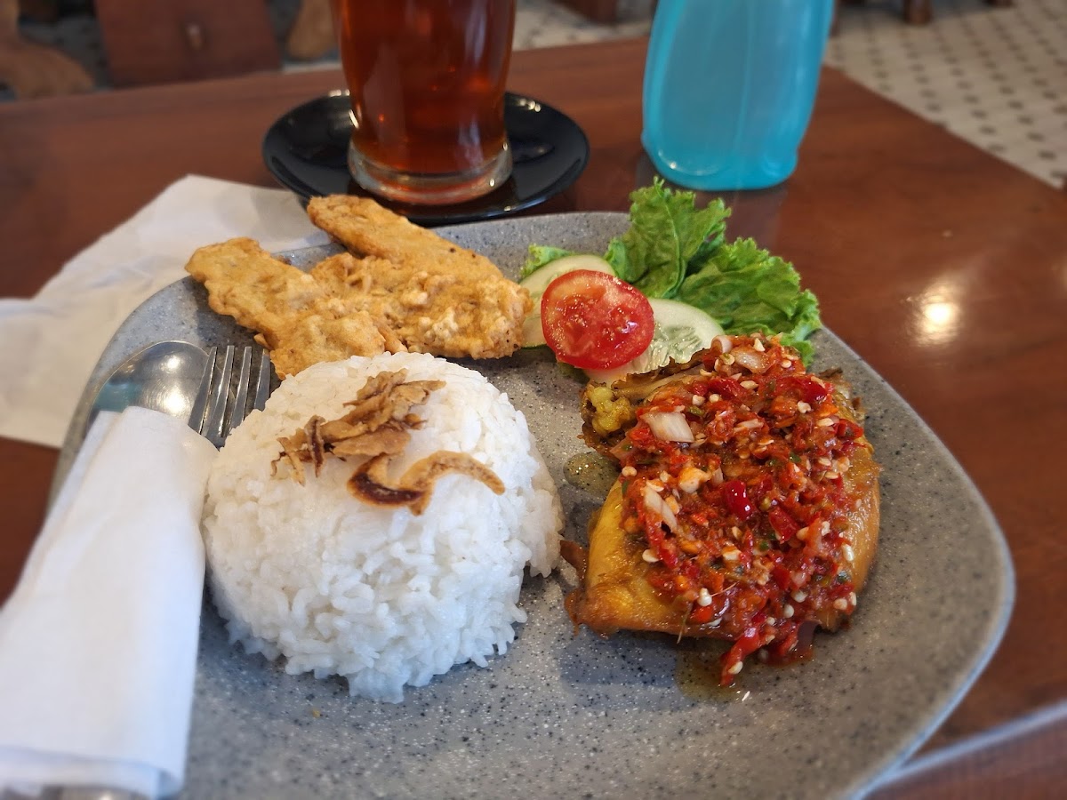 Japaris Corner - Kedai Makan & Kopi Photo 3