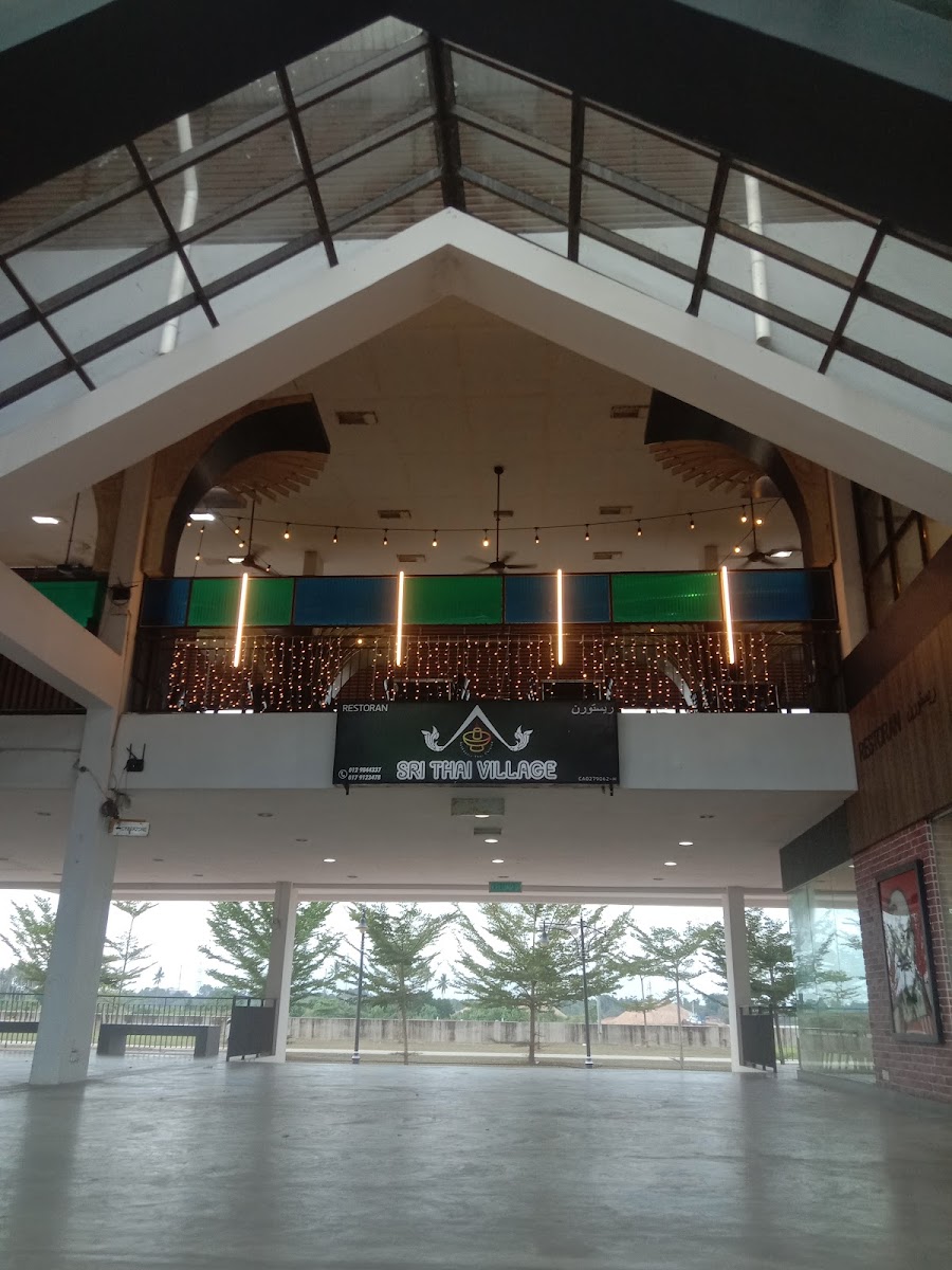 Restoran Sri Thai Village Photo 3