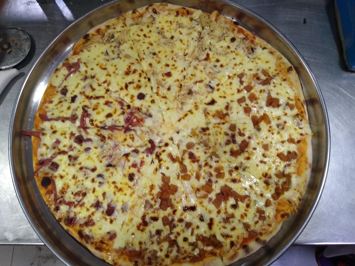 Pizzeria La Rambla Photo 2