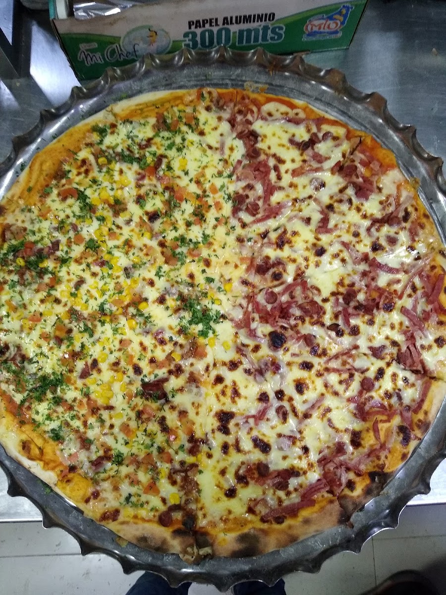 Pizzeria La Rambla Photo 6
