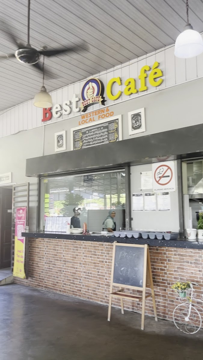 BEST CAFE PADANG TEMUSU Photo 2