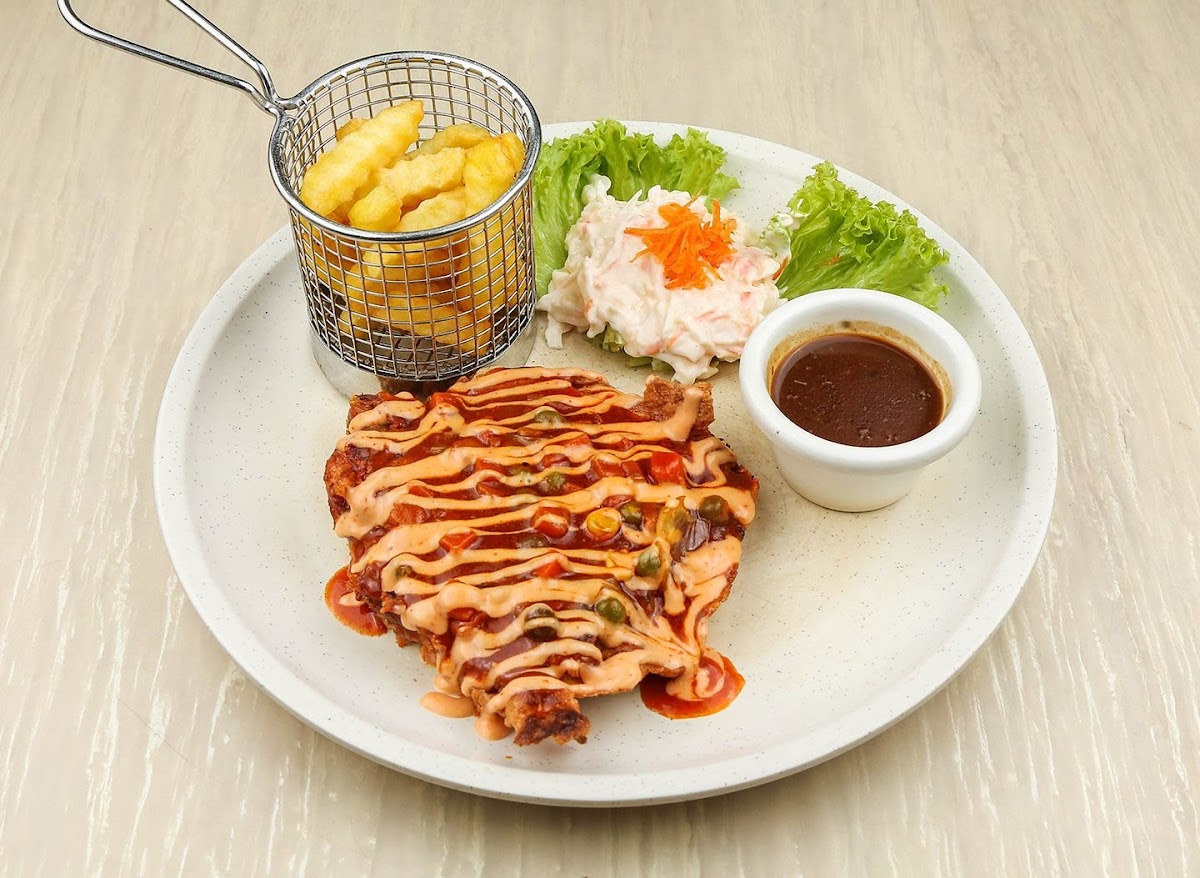 BEST CAFE PADANG TEMUSU Photo 3