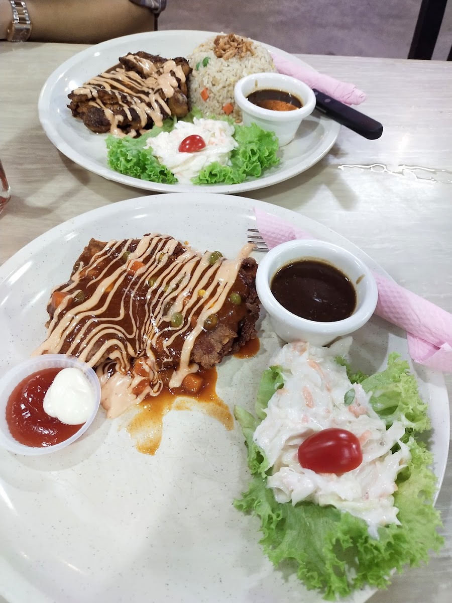 BEST CAFE PADANG TEMUSU Photo 5