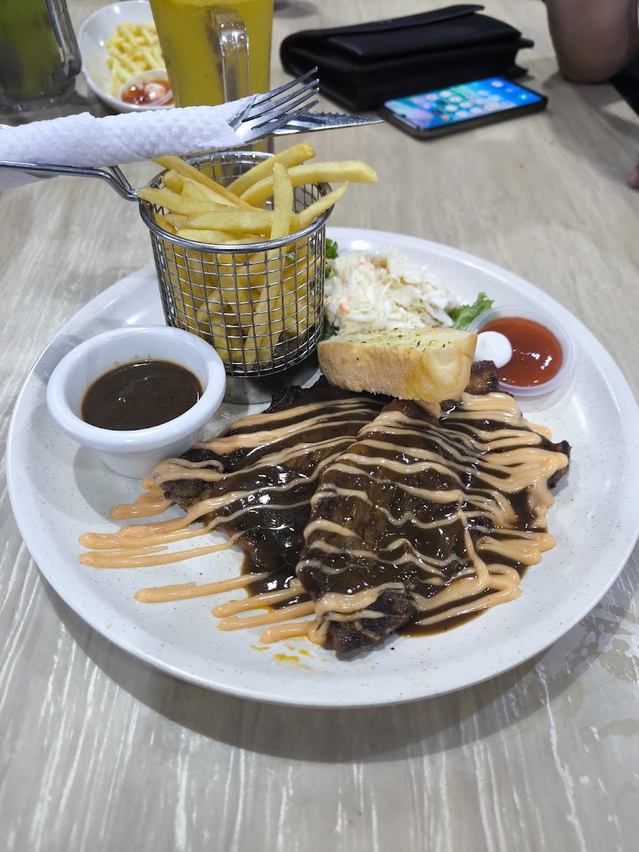 BEST CAFE PADANG TEMUSU Photo 7