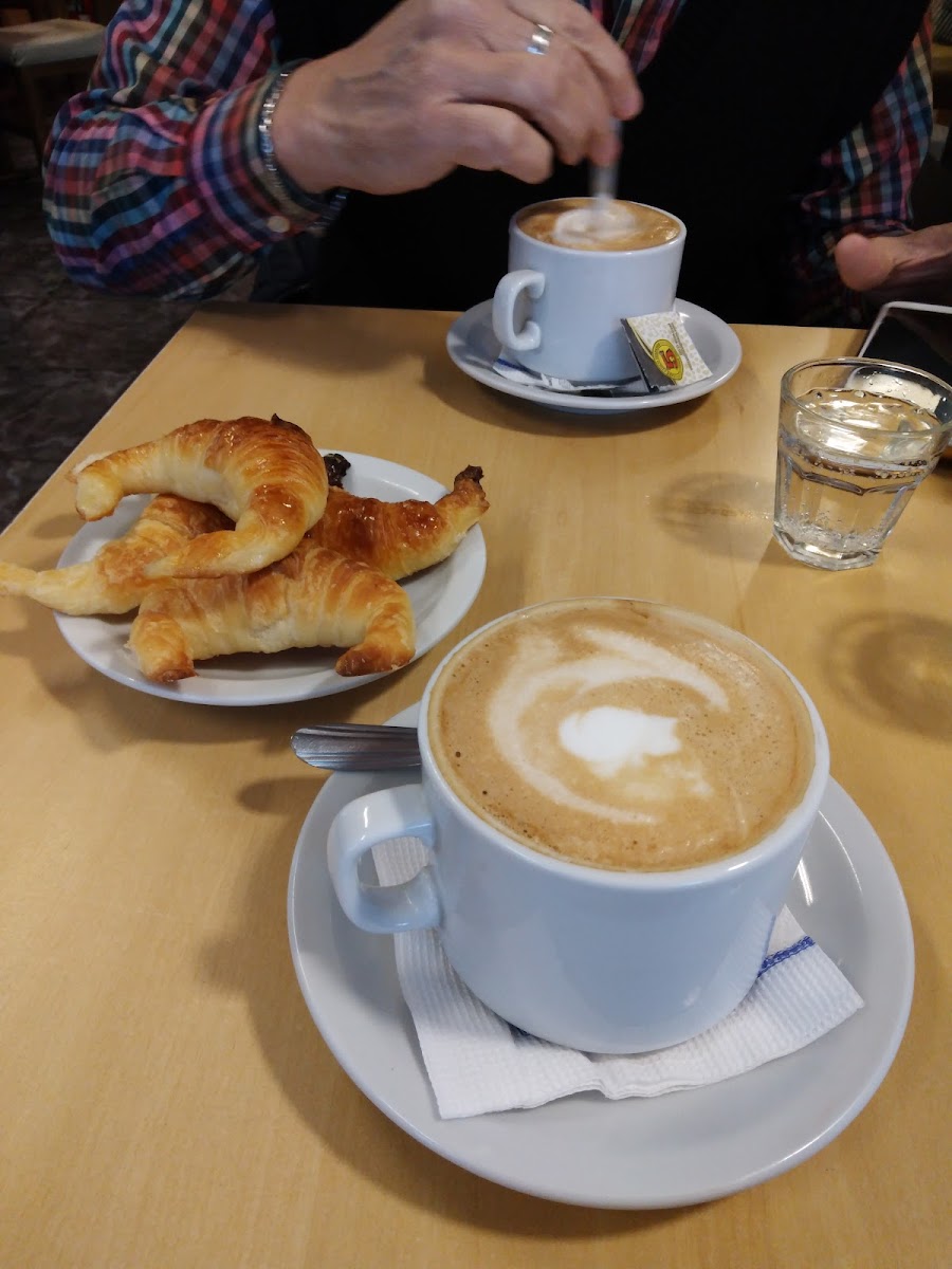 Café Homero Photo 8