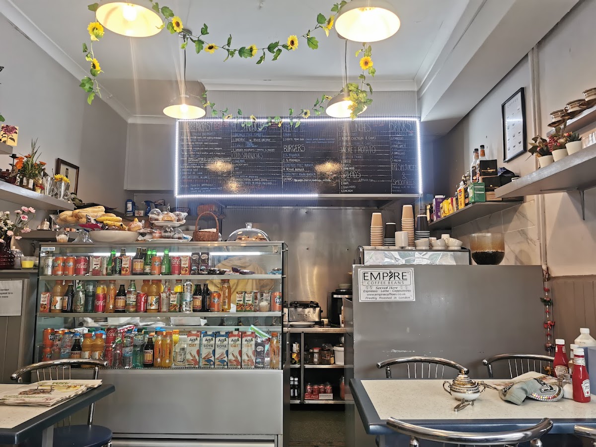 Dlc Coffee House Photo 3