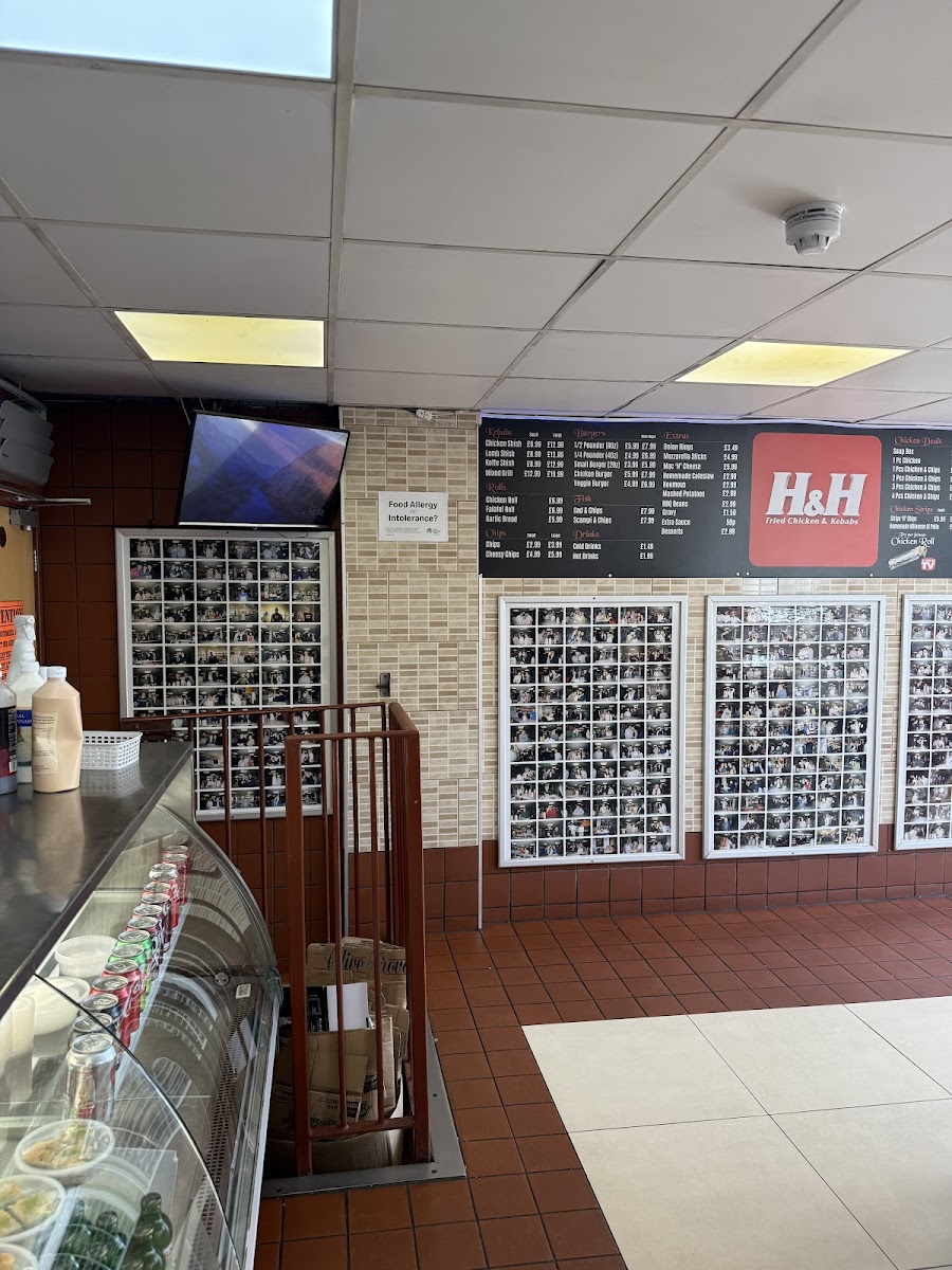 H&H Fried Chicken and Kebabs Photo 3