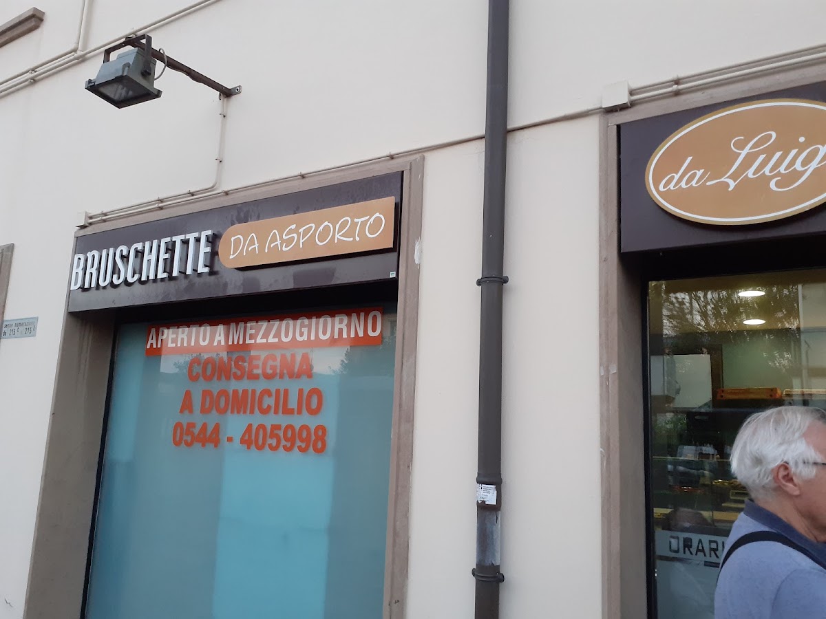 Pizzeria Take Away Photo 3