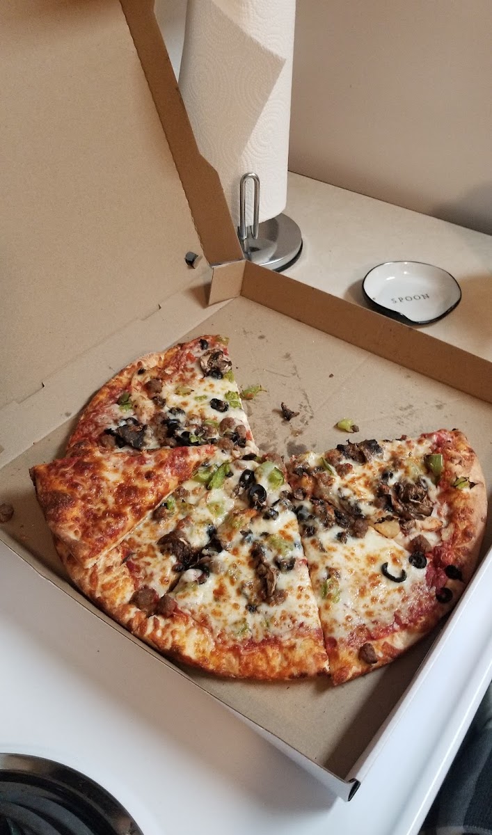 Great Alaska Pizza Co Photo 7