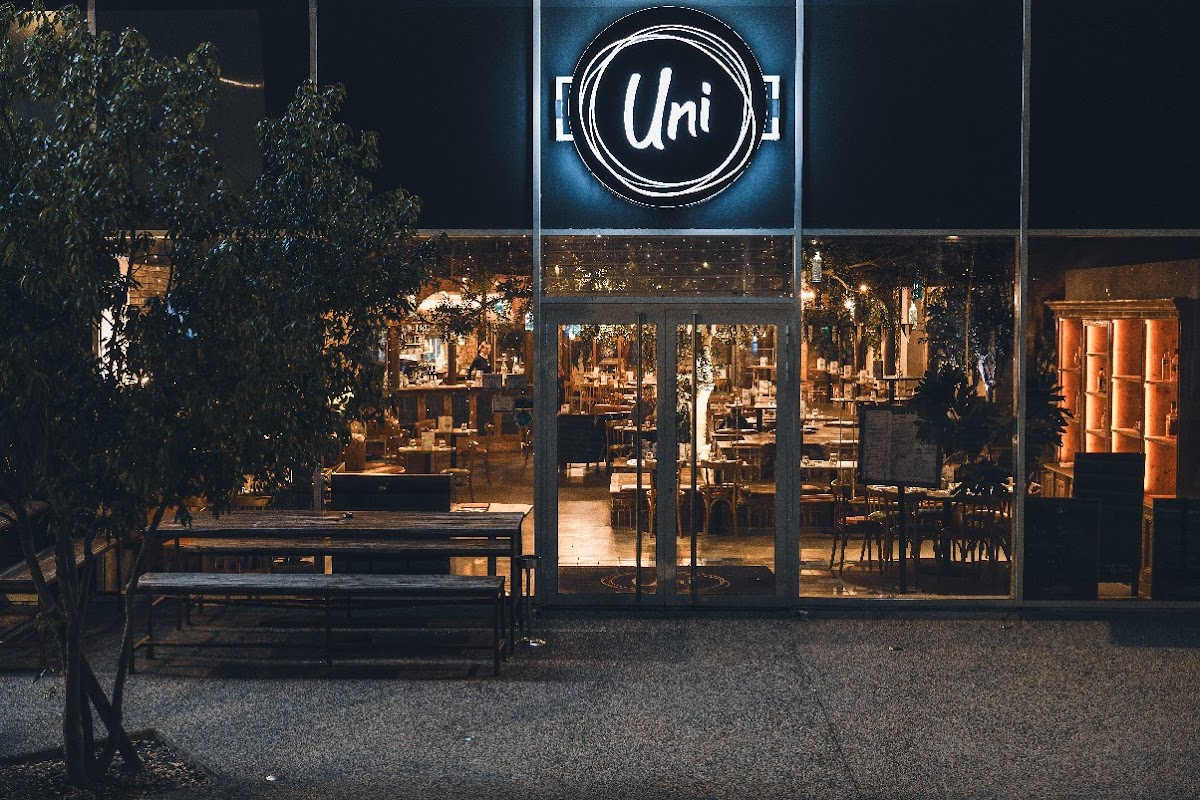 UNI Décines - Restaurant & Bar