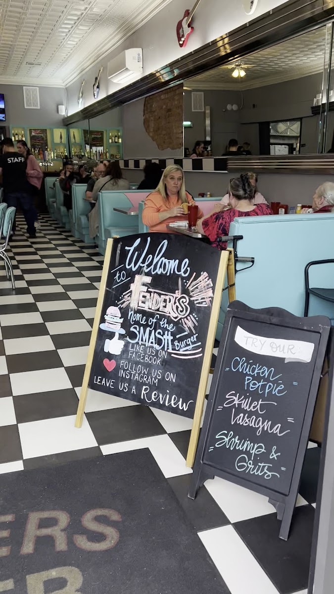 Fenders Diner Photo 2