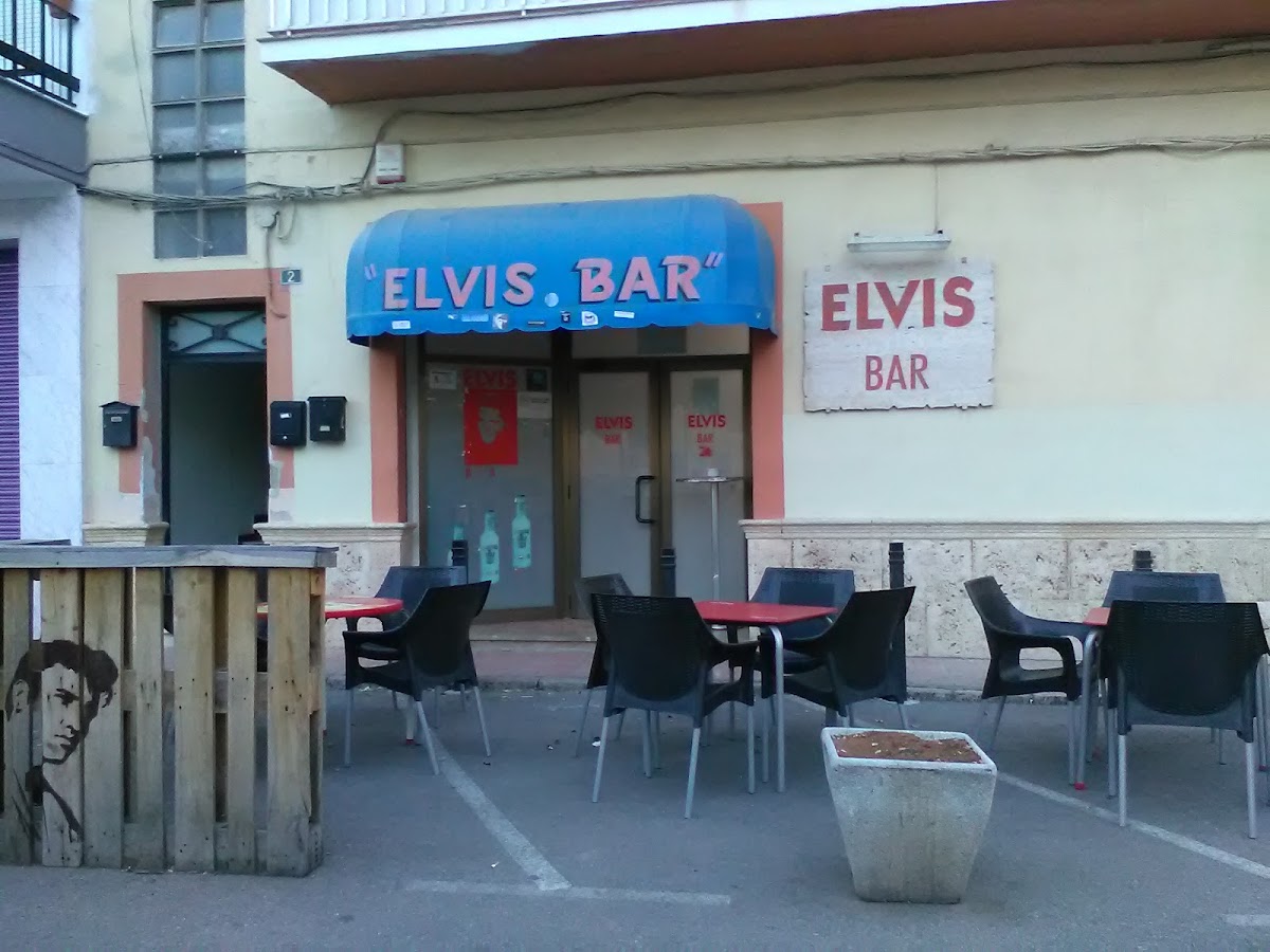 Elvis Bar
